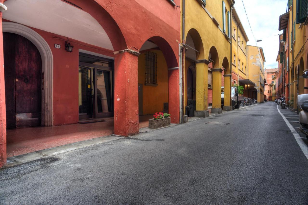 Bologna City Center Apartment By Wonderful Italy Esterno foto